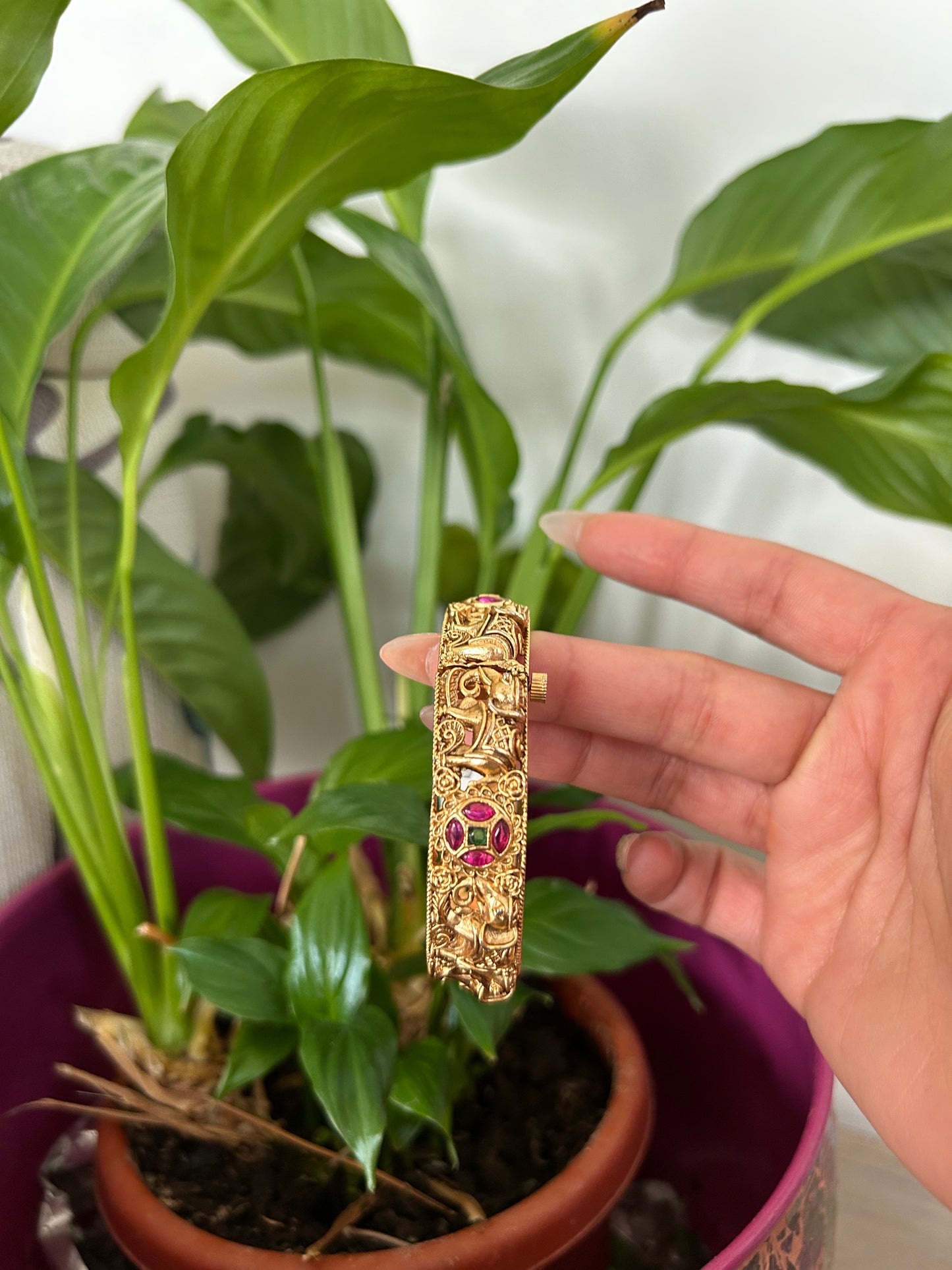 Gold Elephant Bangle